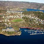 Hotel Fjordhotell 3*